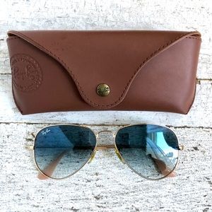 Ray Ban Blue Gradient Aviators Mint Condition